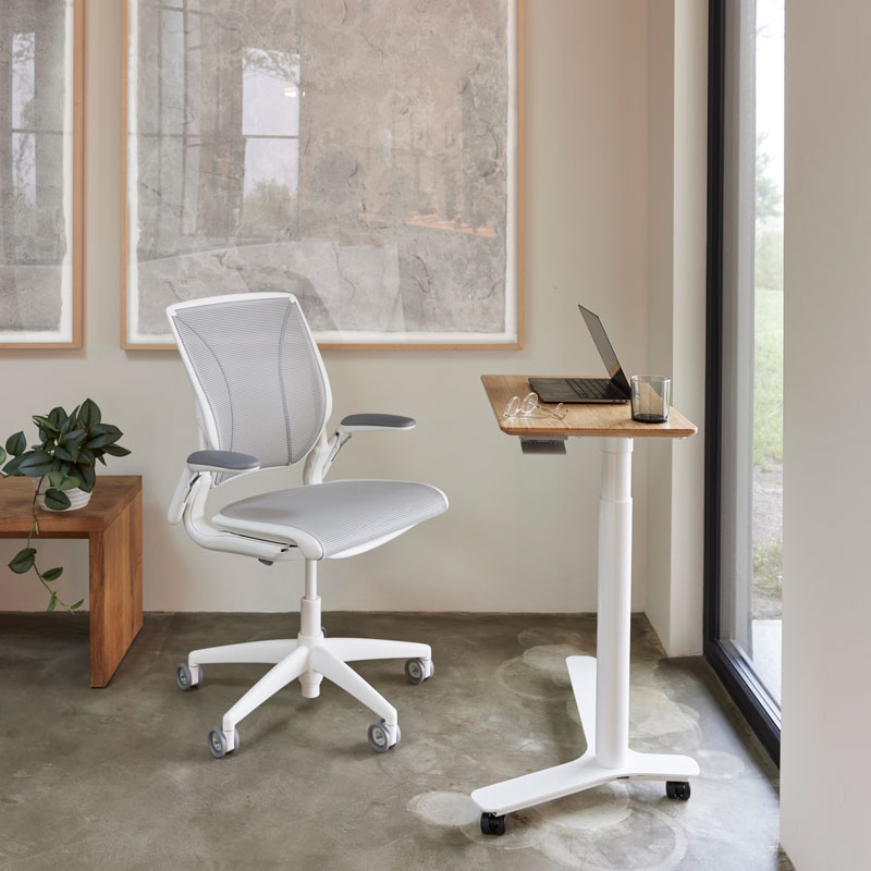 humanscale-float-mini-and-world-one-task-chair-in-white